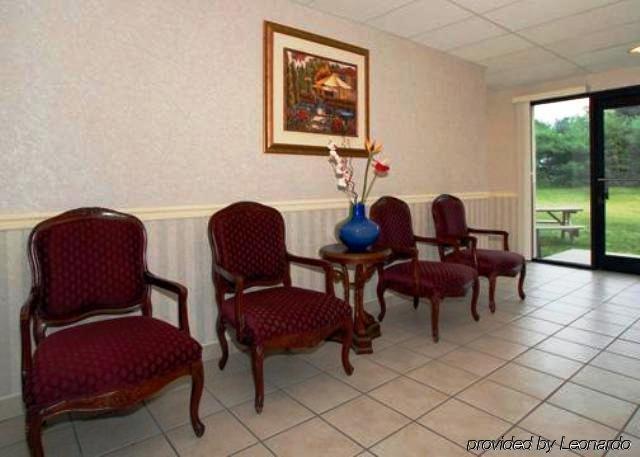 Quality Inn Binghamton West Apalachin Интерьер фото