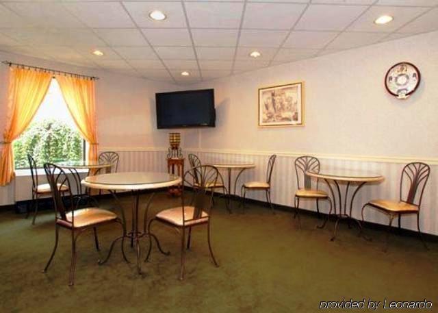 Quality Inn Binghamton West Apalachin Ресторан фото